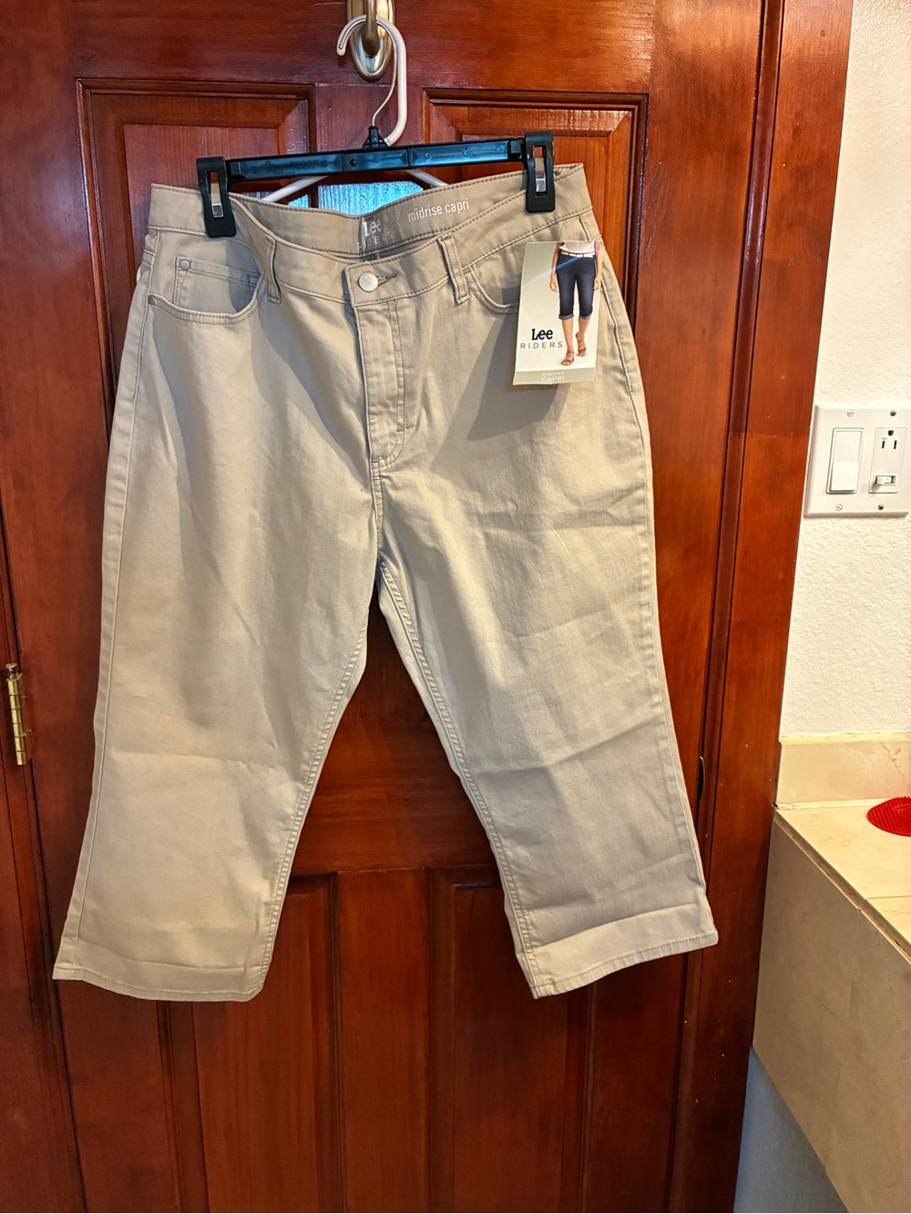 Women’s Lee Capri Pants